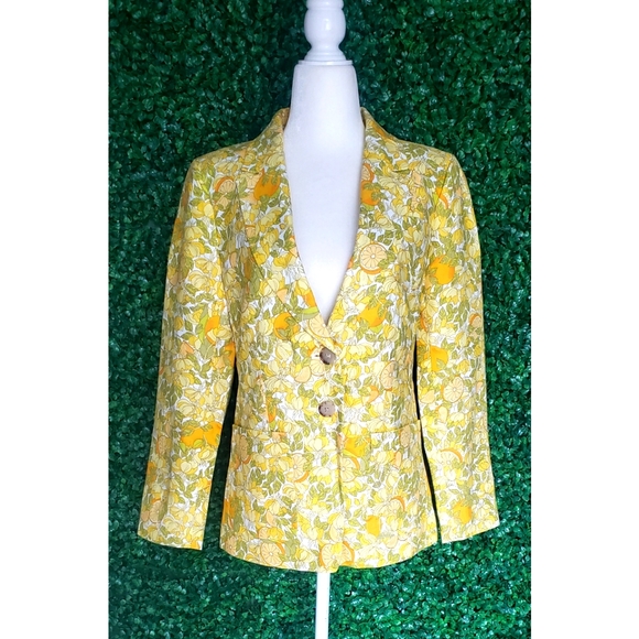 8. J.Crew Helena linen blazer in limone print - Picture 6 of 11